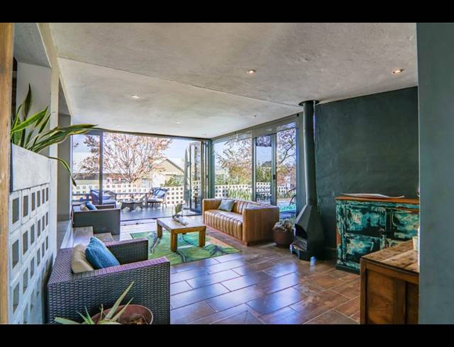 5 BEDROOM HOUSE FOR SALE IN COPPERLEAF ESTATE